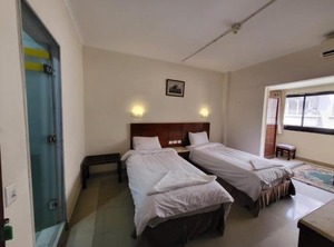 Regency Hotel | Al Duqqi