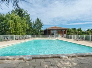 Sun Hols Rives Du Lac | Saint-Saturnin-les-Avignon