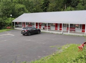 Reynolds Inn Motel Strip | Roscoe