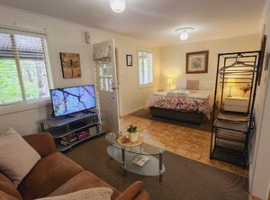 Trail Clare Valley Cottages | Clare