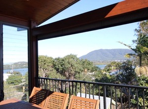 Rio Bergalia Cres | Camden Head