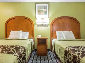 Rodeway Inn | Gracewood