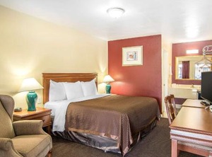 Rodeway Inn Medford | City Center Medford