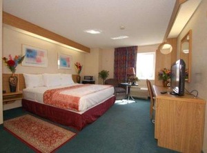 Rodeway Inn Willington North | Willington
