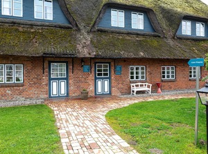 Charm Thatch The Farmhouse | Bosdorf