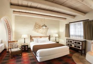 Sagebrush Inn | Taos