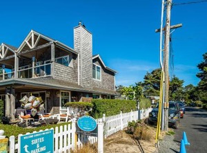 Sandals Inn Cabana | Downtown Cannon Beach