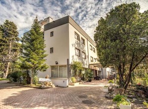 Hotel | Suburbio IX Aurelio