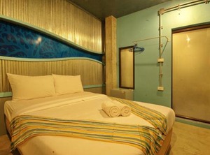 Seabox Khaolak Hostel | Khuekkhak
