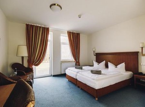 Seehotel Heidehof | Klein Nemerow