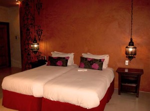 Lodge | Pollok Beach