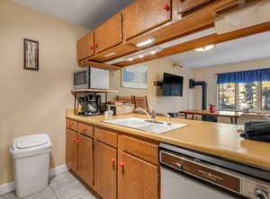 Street Station Breckenridge | Peak 8