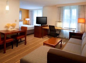 Wells Apartments St Chicago | Waukegan