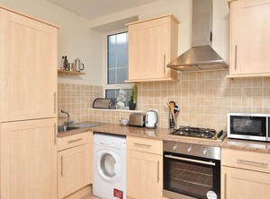 Astor Warren Road Torquay | Torquay City Centre