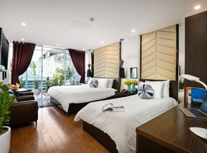 Hotel | Hang Trong