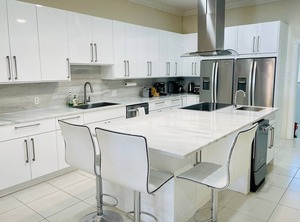 Sprat Bay Villa | South Sound