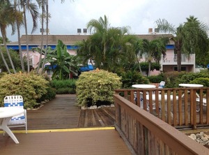 Smuggler Cove Resort Bradenton Beach | Whitney Beach