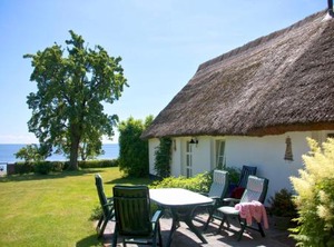 Gutshof Ostseeblick Ferienwohnungen Fewo Terrasse Gartennutzung | Neuendorf