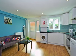 Harlinger Lodge | Woolwich Riverside