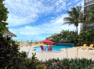Sugar Sands | Madeira Beach
