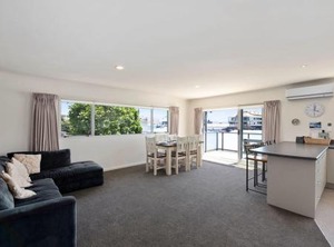 Sun Seaview Paraparaumu Beach Holiday | Paraparaumu Beach