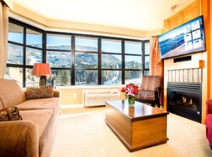 Hotel | Whistler Village