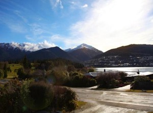 Sun Lakeside Haven | Kelvin Heights