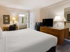 La Quinta Inn | Fleming