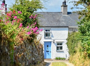 Tan Fynwent | Llanengan