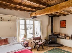 Cozy Adobe Steam Taos | San Cristobal