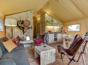 Tent Lodge Facilities At The Bedafse Bergen | Uden