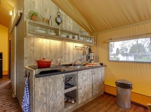Tent Lodge Facilities At The Bedafse Bergen | Uden