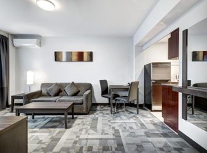 Little Italy | Cote-Des-Neiges—Notre-Dame-De-Grace