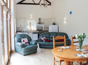 The Barn At Pillocks Green | Acton Scott