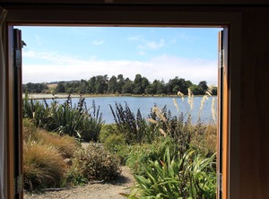 The Bird Hide | Waikouaiti