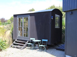 The Bird Hide | Waikouaiti