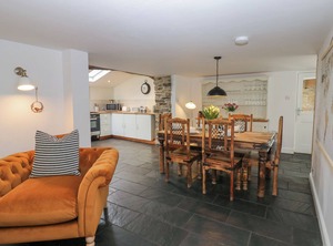 The Cottage | Catton