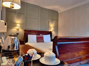 The Devil Hotel | Hindhead