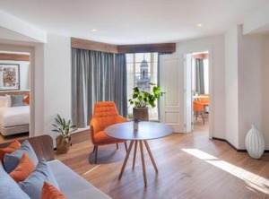 Melia White | Euston