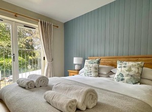 The Manor Arms Inn | Abberley