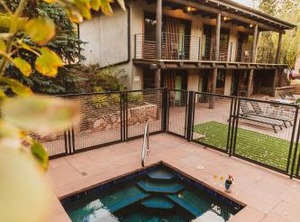 The Outlook Lodge | Green Mountain Falls