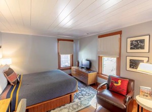 The Outlook Lodge | Green Mountain Falls