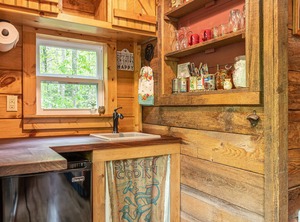 The Owl Perch | Robbinsville