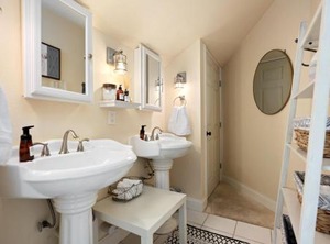 The Plantation Boutique Inn | Pflugerville