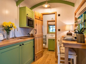 The Shepherd Hut At Northcombe Farm | Beaworthy
