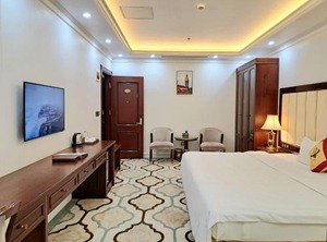 The Shine Hotel | Ngo Quyen