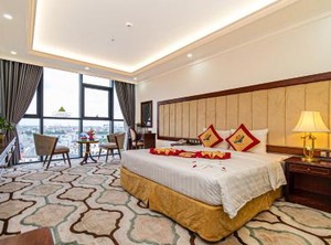 The Shine Hotel | Ngo Quyen