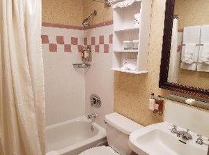 The Willows Hotel | Lake View East