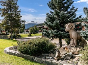 Tonquin Inn | Jasper