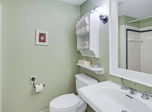 Tranquil Inn Downtown Waterfront Manteo Premium | Historic Downtown Manteo